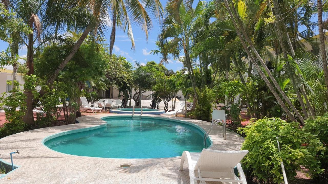 Hotel Hermanos Aguilar Cozumel Bagian luar foto