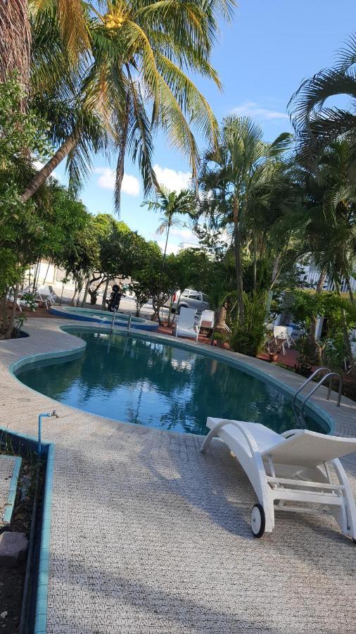 Hotel Hermanos Aguilar Cozumel Bagian luar foto