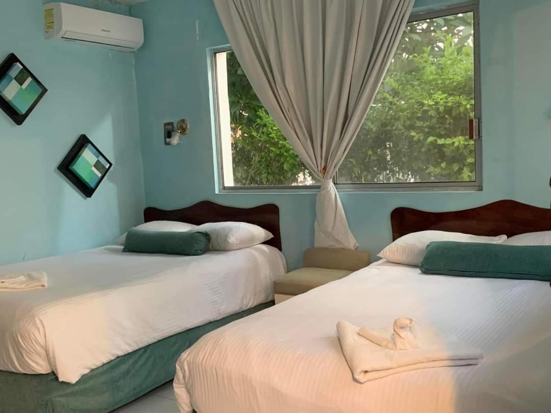 Hotel Hermanos Aguilar Cozumel Bagian luar foto